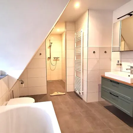 Haffbrise - Mit Kamin Und Sauna Fuer 6 Personen Pepelow