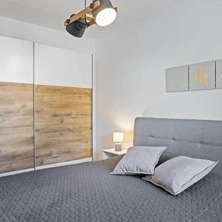 Haffbrise - Mit Kamin Und Sauna Fuer 6 Personen