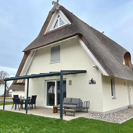 Haffbrise - Mit Kamin Und Sauna Fuer 6 Personen بيت للعطل *